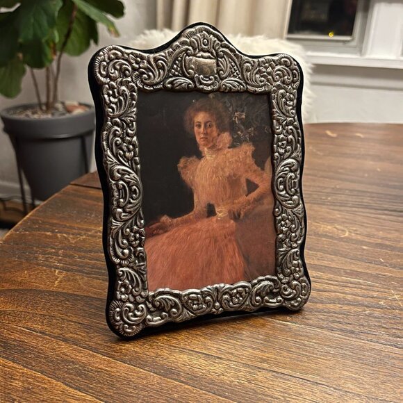 Silver Leaf Picture Frame with Gustav Klimt Print - Picture 6 of 16